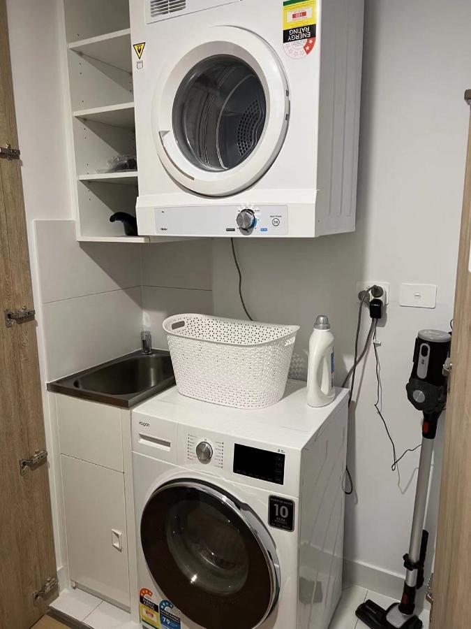 2 Bedroom Luxurious Family Apartment Next To Pacific Fair - Broadbeach Gold Coast Gc22 מראה חיצוני תמונה