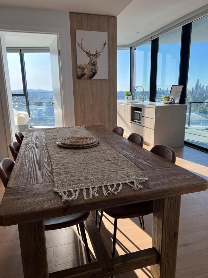 2 Bedroom Luxurious Family Apartment Next To Pacific Fair - Broadbeach Gold Coast Gc22 מראה חיצוני תמונה