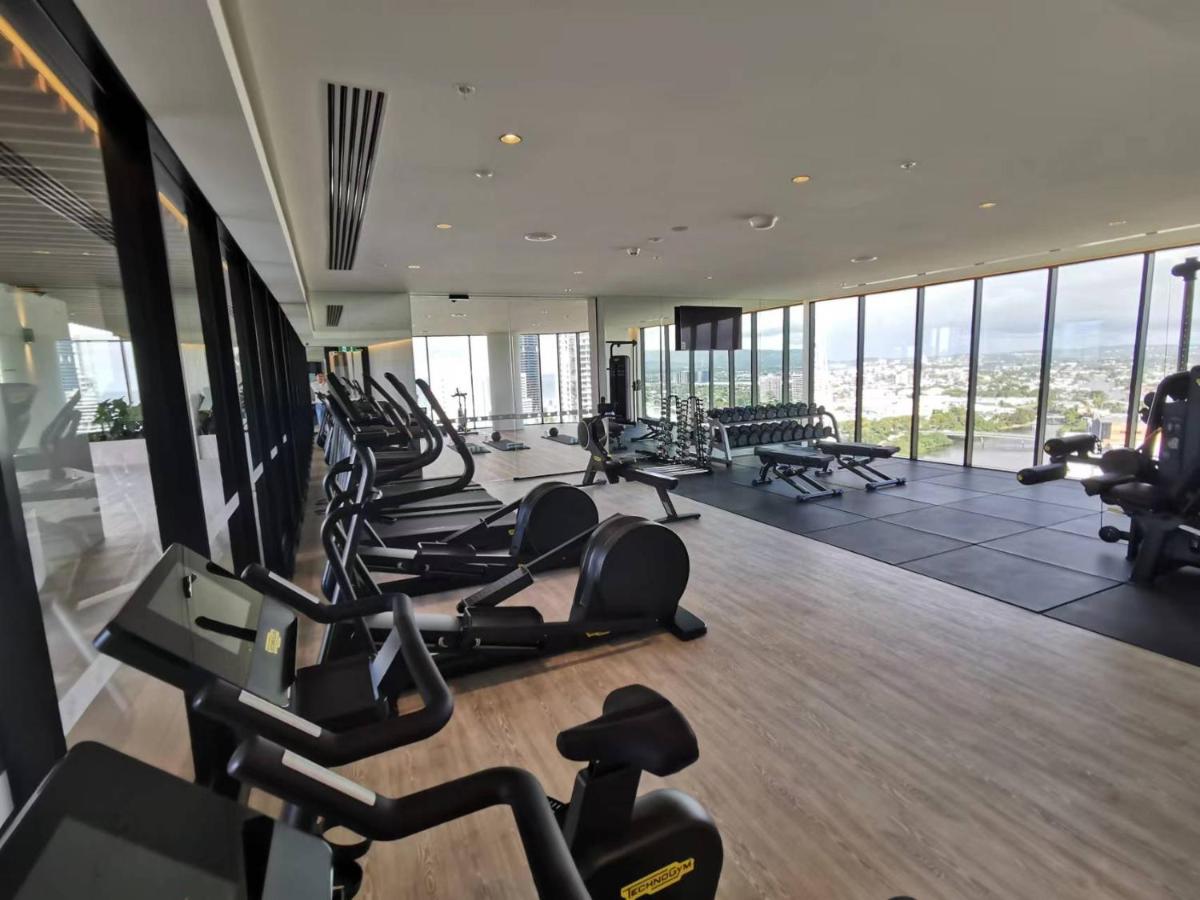 2 Bedroom Luxurious Family Apartment Next To Pacific Fair - Broadbeach Gold Coast Gc22 מראה חיצוני תמונה