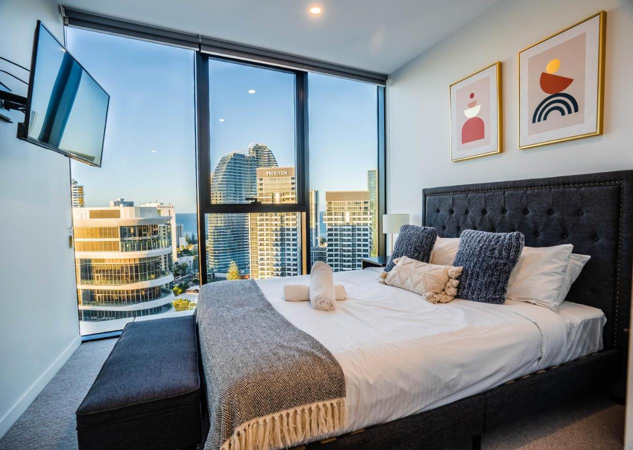2 Bedroom Luxurious Family Apartment Next To Pacific Fair - Broadbeach Gold Coast Gc22 מראה חיצוני תמונה